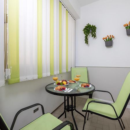Apartment City Flower Rijeka Exterior photo